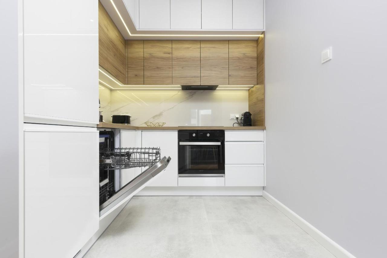 Apartament Dom przy Okrzei by Renters Prestige Warszawa Zewnętrze zdjęcie
